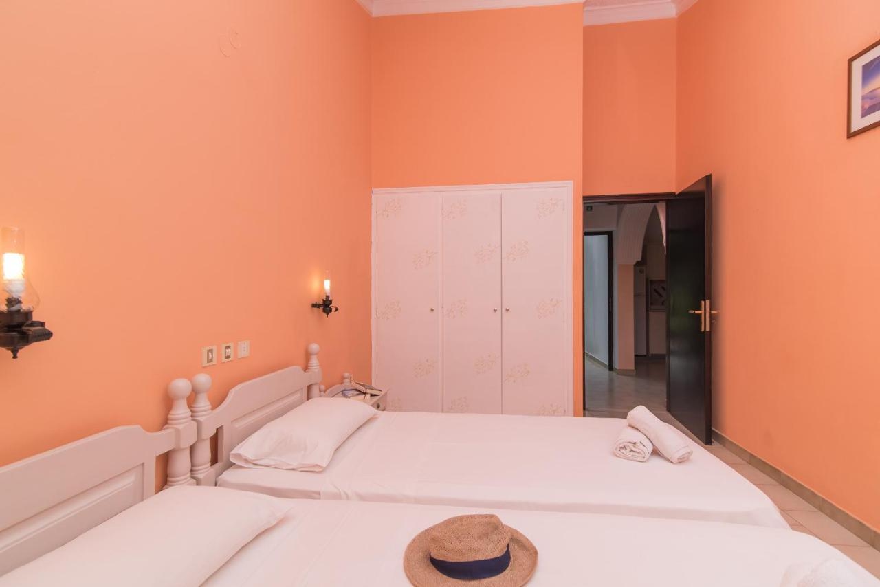 Alykes Park Bungalows エクステリア 写真